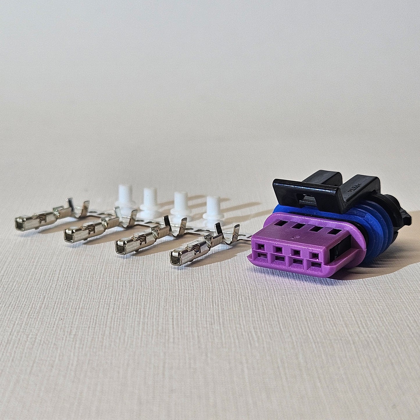 Connector kit - suit LS idle control valve (4 pin)